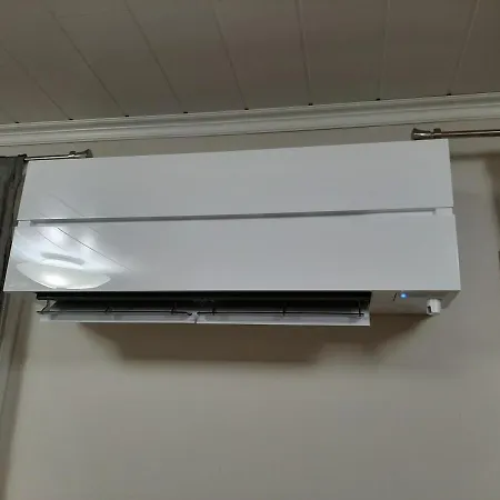 With Jacuzzi & Aircondition