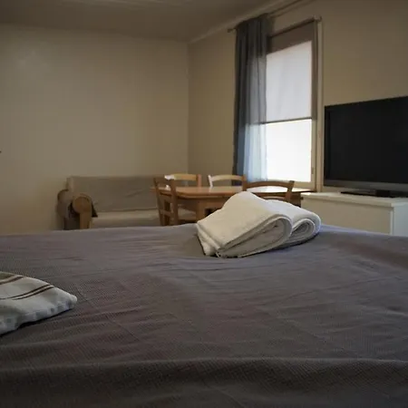 With Jacuzzi & Aircondition *