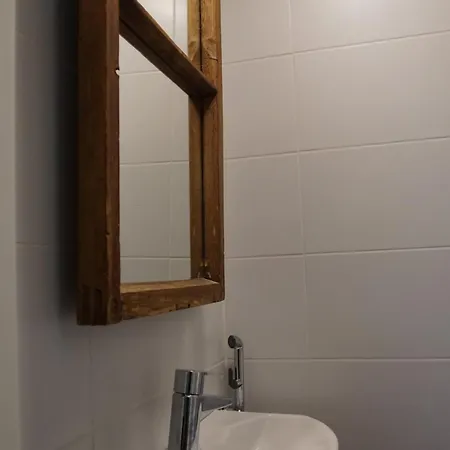 With Jacuzzi & Aircondition Апартаменты *