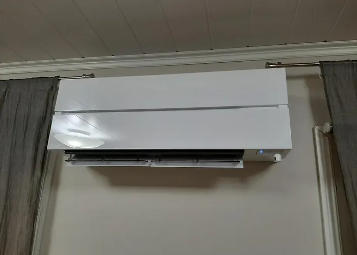 With Jacuzzi & Aircondition