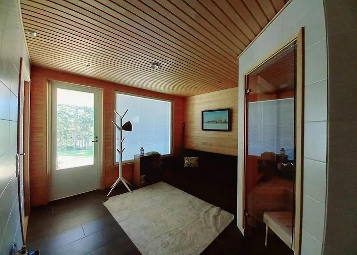 With Jacuzzi & Aircondition Rauma